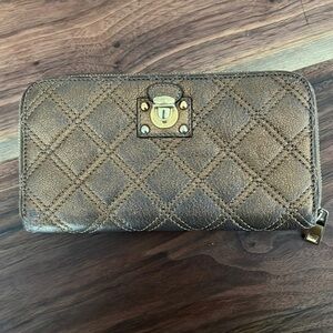 Marc Jacobs wallet
